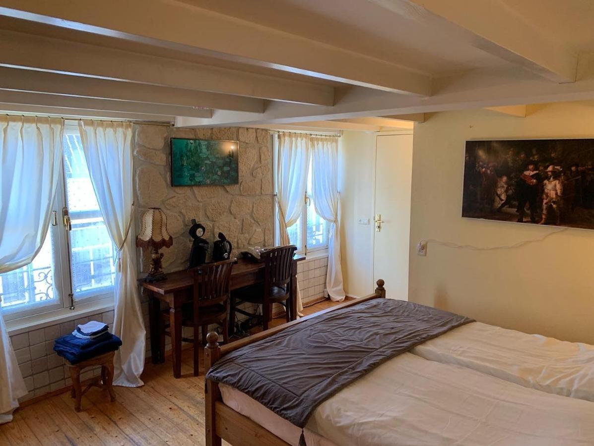 B&B Petit Chateau - Stijlvol Verblijf Centraal Gelegen In Zeeuws Vlaanderen Biervliet Экстерьер фото
